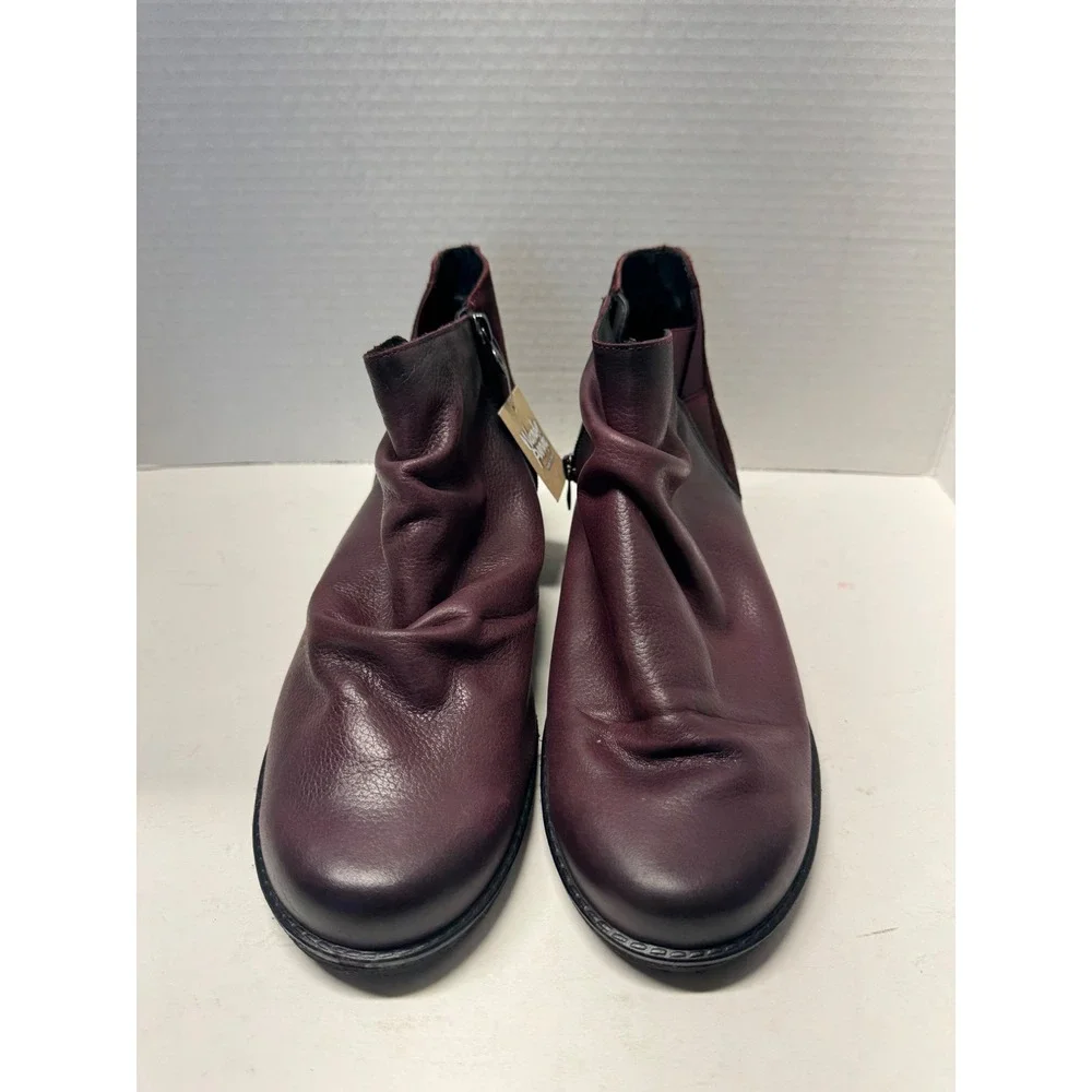 Wanda Panda Burgundy Leather Ruched Ankle Boots Spain Womens 41 10 NEW